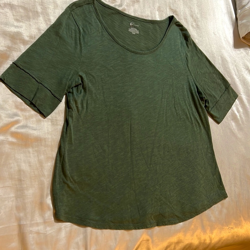 C Est. 1946 - Sage Green wide neck 3/4 Sleeve Top, sz  Large